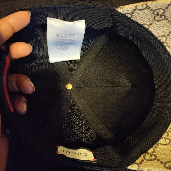 Gucci Supreme Monogram bumblebee hat - Picture 2 of 3